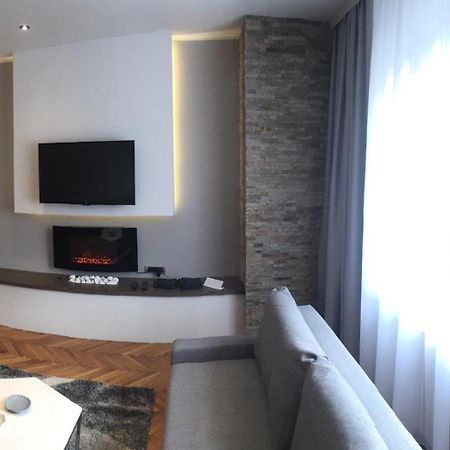 Chimney Modern Apartment Novi Sad Exterior foto